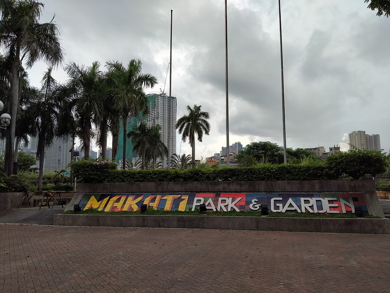 Makati Park and Garden